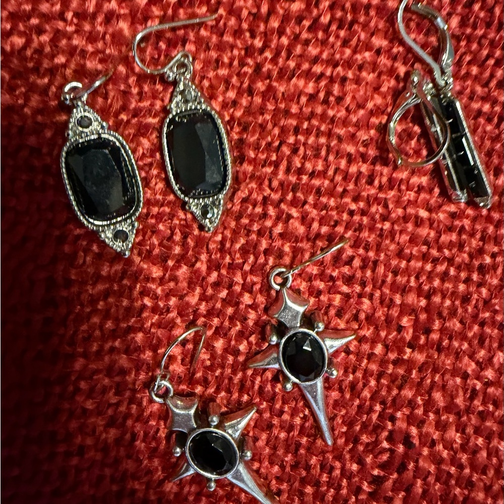 Black and silver earrings bundle
